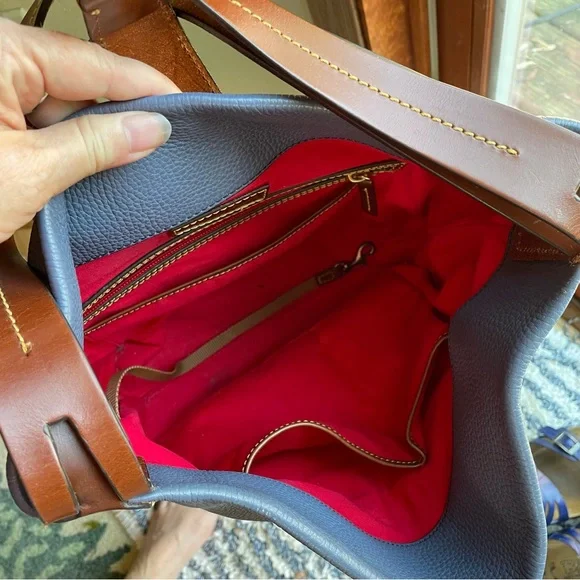 Dooney & Bourke Derby Florentine Crossbody Shoulder Bag - Picture 10 of 12